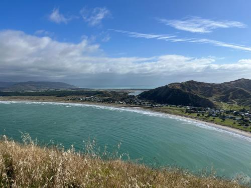 Strand, Starboard Retreat in Mahia