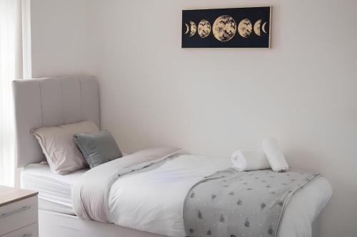 Deluxe 5'Bed House w- Parking - CITY CENTRE, Бирмингем (фото 10)