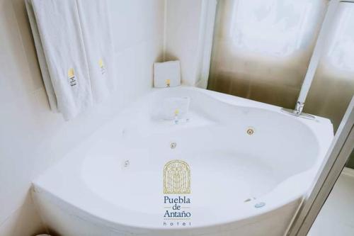 熱水浴缸, 普埃布拉- 安塔諾酒店 (Hotel Puebla de Antano) in 普埃布拉
