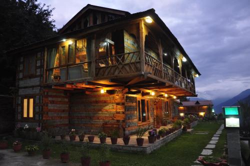 Exterior view, Himalyan Kothi Kais in Jana
