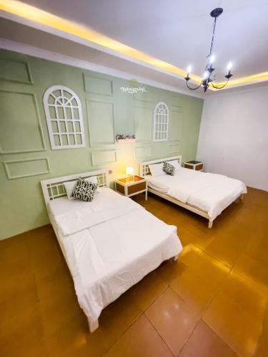 Zenith by Nginapsini Zenith by Nginapsini