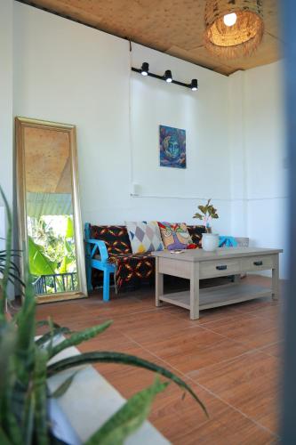 EVA HUT Mui Ne Beach Hostel in Phan Thiet