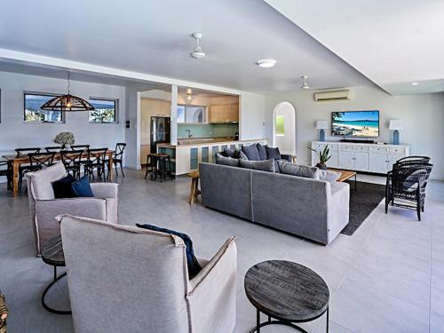 Bella Vista & Free Buggy - Hamilton Island