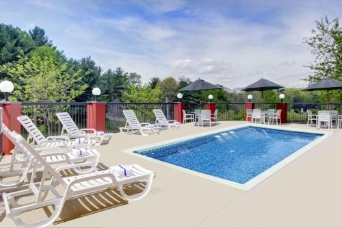 Clarion Inn Biltmore Village - image 8