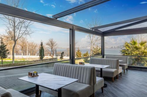 Facilities, Ezkar Bathonea Art Istanbul in Avcilar