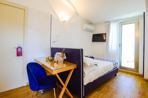 1 twin bed