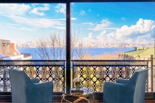 View, Ezkar Bathonea Art Istanbul in Avcilar