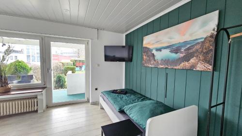 4 ZIMMER, TERRASSE, GROßER PARKPLATZ, TOP ANBINDUNG, FREE WIFI 4 ZIMMER, TERRASSE, GROßER PARKPLATZ, TOP ANBINDUNG, FREE WIFI