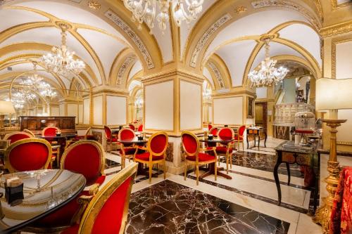 Hotel Des Epoques - image 11