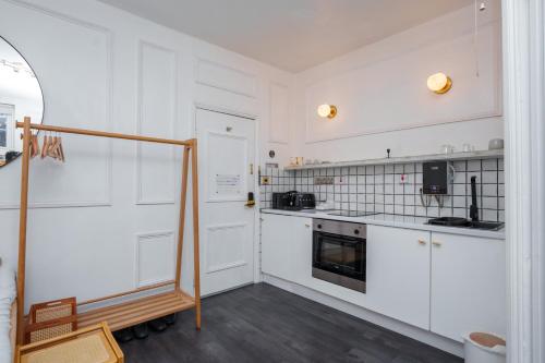 Studio in central London 3