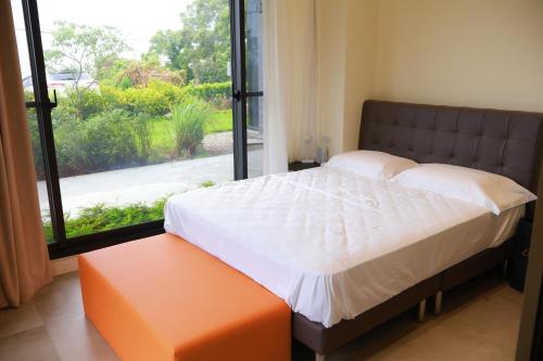 Hidden Field Quiet House