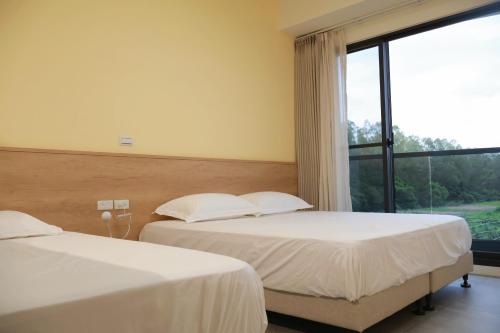 Hidden Field Quiet House