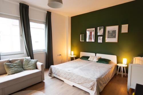 Exterior view of Big apartment with Parking, 30 min to Dusseldorf