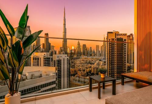 Elite Royal Apartment - Panoramic Burj Khalifa View - Sky Edition - Luxurious - Zacharyas, Дубай (фото 7)