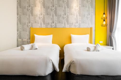 Deluxe Double Room with Shower image 10