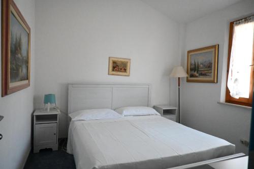 Two-Bedroom Apartment image 6