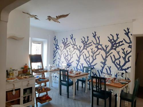 B&B Jolie 3