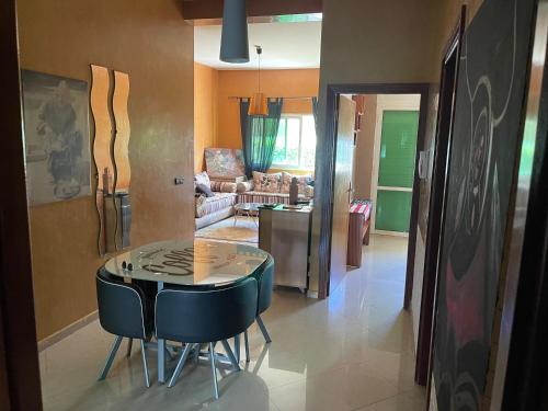 Bel appartement HARHOURA plage Rabat in Temara