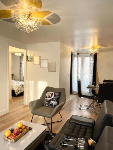 1st Floor Crescent Apartment, Goodmayes
