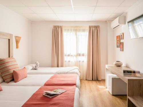 room detail thumbnail 0