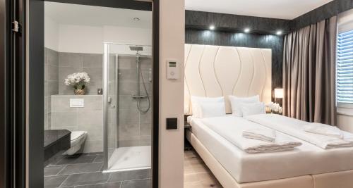 2 twin beds