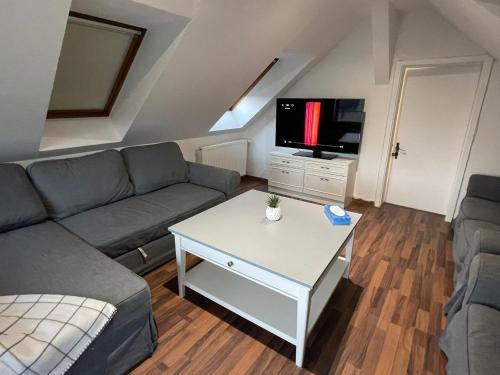 7-24 Self-Check-In - 120qm - 5 rooms - 2 bathrooms - kitchen - free parking - Yihapartment, Hannover (fotografie 6)