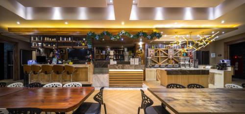 G11 Hotel