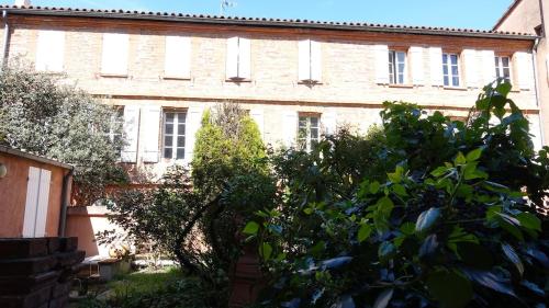 Central, charming and peaceful, Toulouse