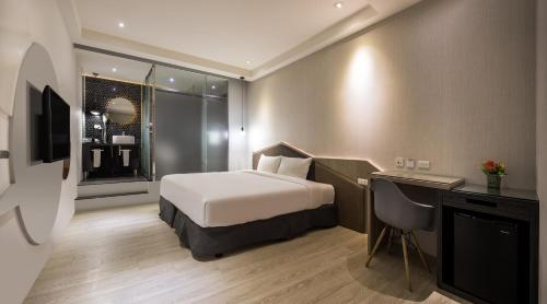 G11 Hotel in Taichung