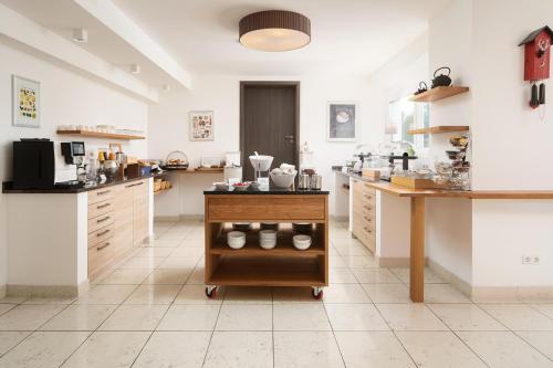 บริการและสิ่งอำนวยความสะดวก, Hotel Vier Jahreszeiten an der Therme & Kliniken Bad Krozingen Nahe Freiburg & Schwarzwald Ideal fur in บาด โครซิงเงน