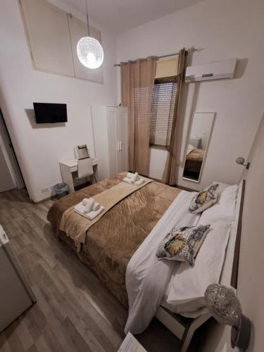 Bedroom la stazione – Palermo, CA