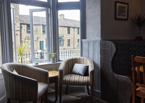 Castle Inn by Greene King Inns - image 12
