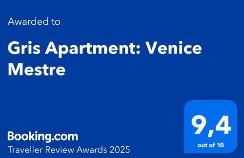 Gris Apartment: Venice-Mestre - image 14