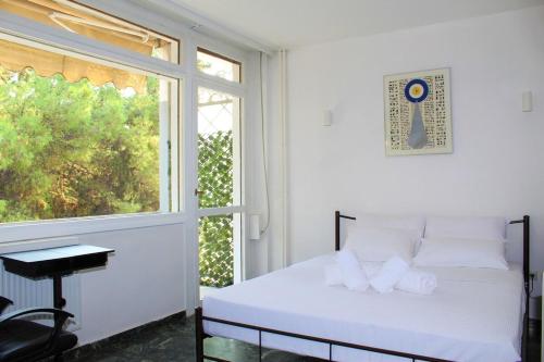 Ionos Dragoumi 34 Athens Comfy Studio - image 14