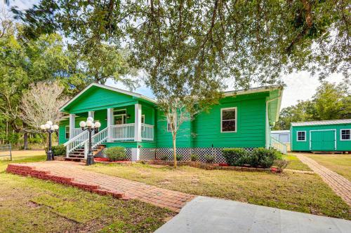 2 Mi to Fairhope Pier Home with Large Yard!