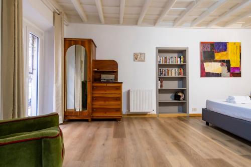 Elegantis Monti Suite Apartment, Rome (photo 4)