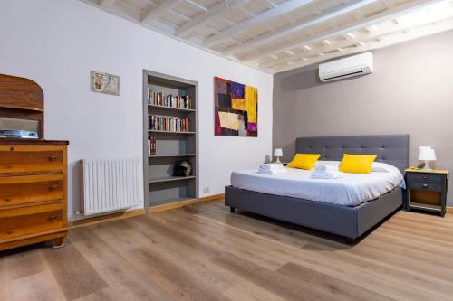 Elegantis Monti Suite Apartment, Rome (photo 10)