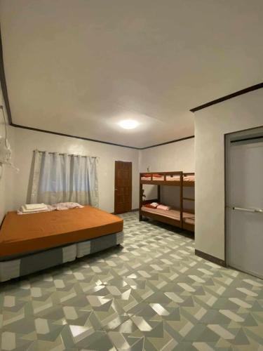 4A's Lodging, Daanbantayan