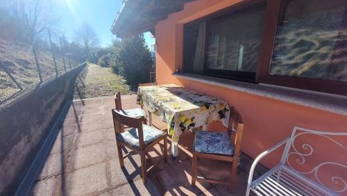 Balkons/terase, Casa Mary in Montegrino Valtravaglia