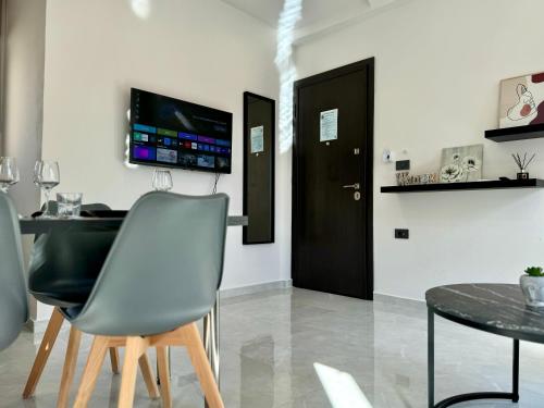 Luxury 1BD APT near Akropolis by Kozy Koala - Tap to explore photos