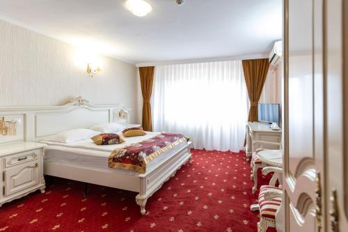 Hotel Capitol - image 4