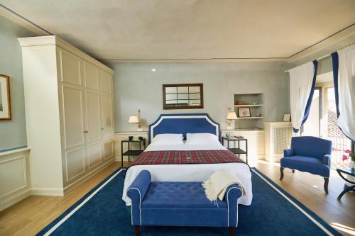 Deluxe Double or Twin Room image 2