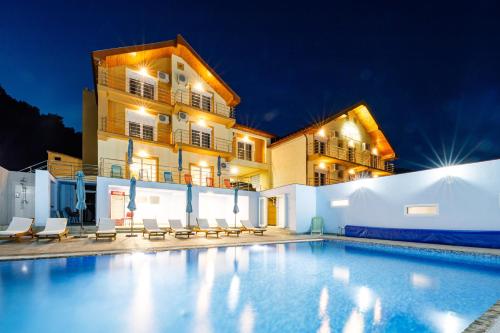 Viesnīcas āriene, Pensiunea Petra- Clisura Dunarii Resort & SPA in Divici