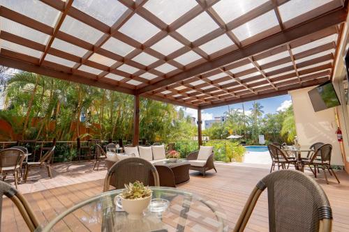 Balcony/terrace, Hodelpa Garden Court Hotel in Santiago De Los Caballeros