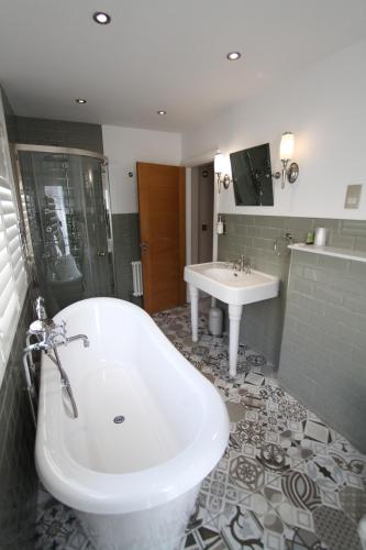 Wicklow Hills Guest House - image 11