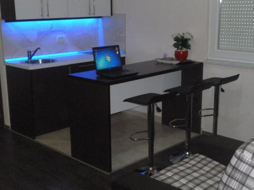 Apartments Dujmović - image 13