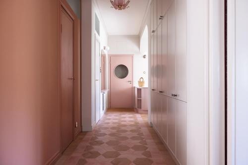 Grand Lotus Suite 96 m2, parveke, parkkipaikka, Helsinky