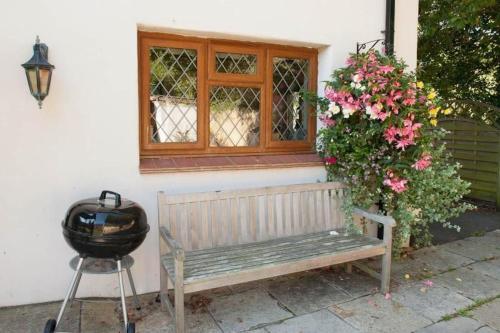 6 Solent Reach Mews in Lymington Town