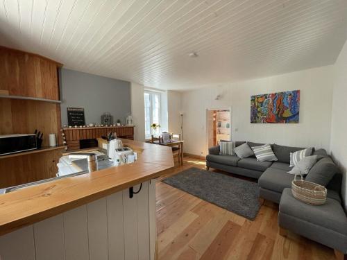 virtuve, Gite de Catherine, Beautiful Gite, Private Pool, Magnificent views!!! in Verteillac