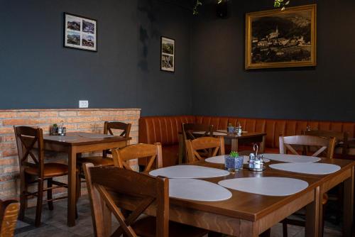 Ресторан, Gostišče Pod Kostanji (Gostisce Pod Kostanji) in Добрна